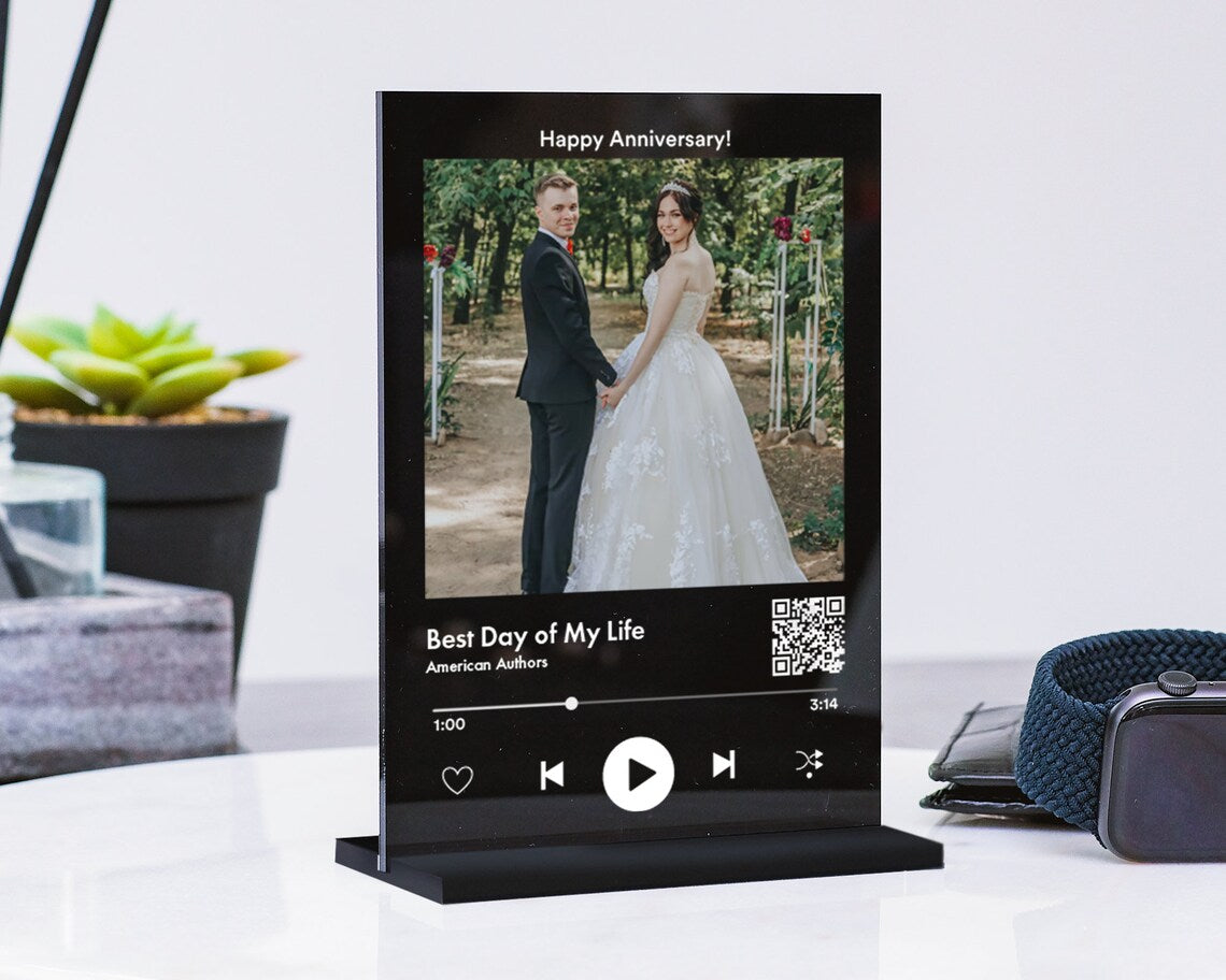 Black Background Custom Music Spotify Plaque with Black Stand